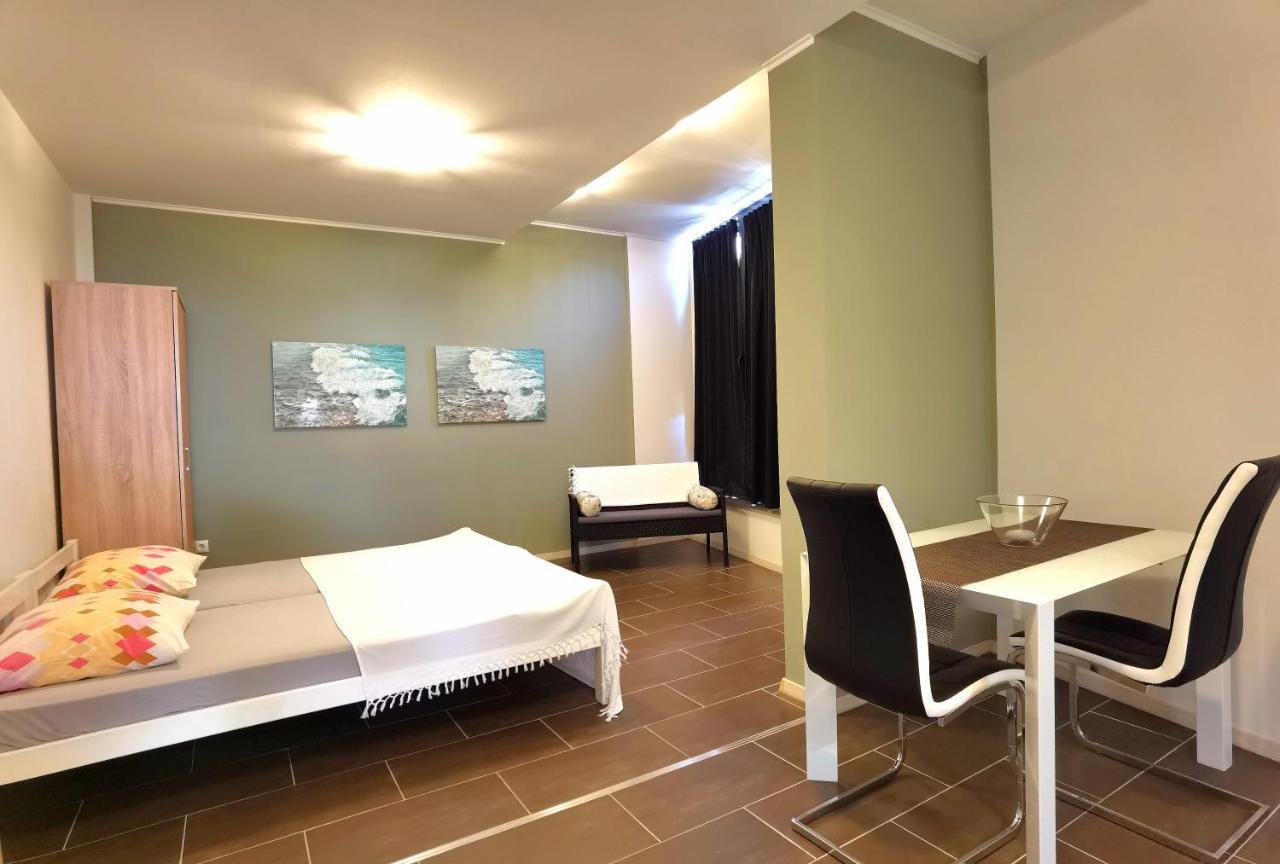 Apartments Ella Šibenik Extérieur photo