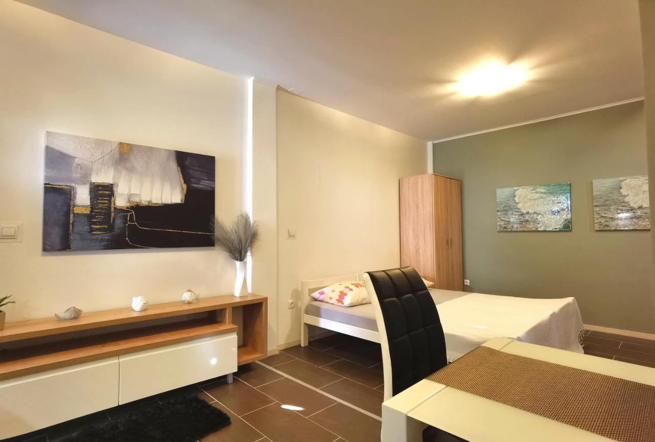 Apartments Ella Šibenik Extérieur photo